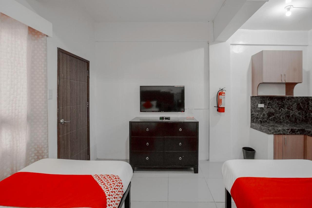 Super Oyo 134 The Bedstation Hotel Mandaluyong Buitenkant foto
