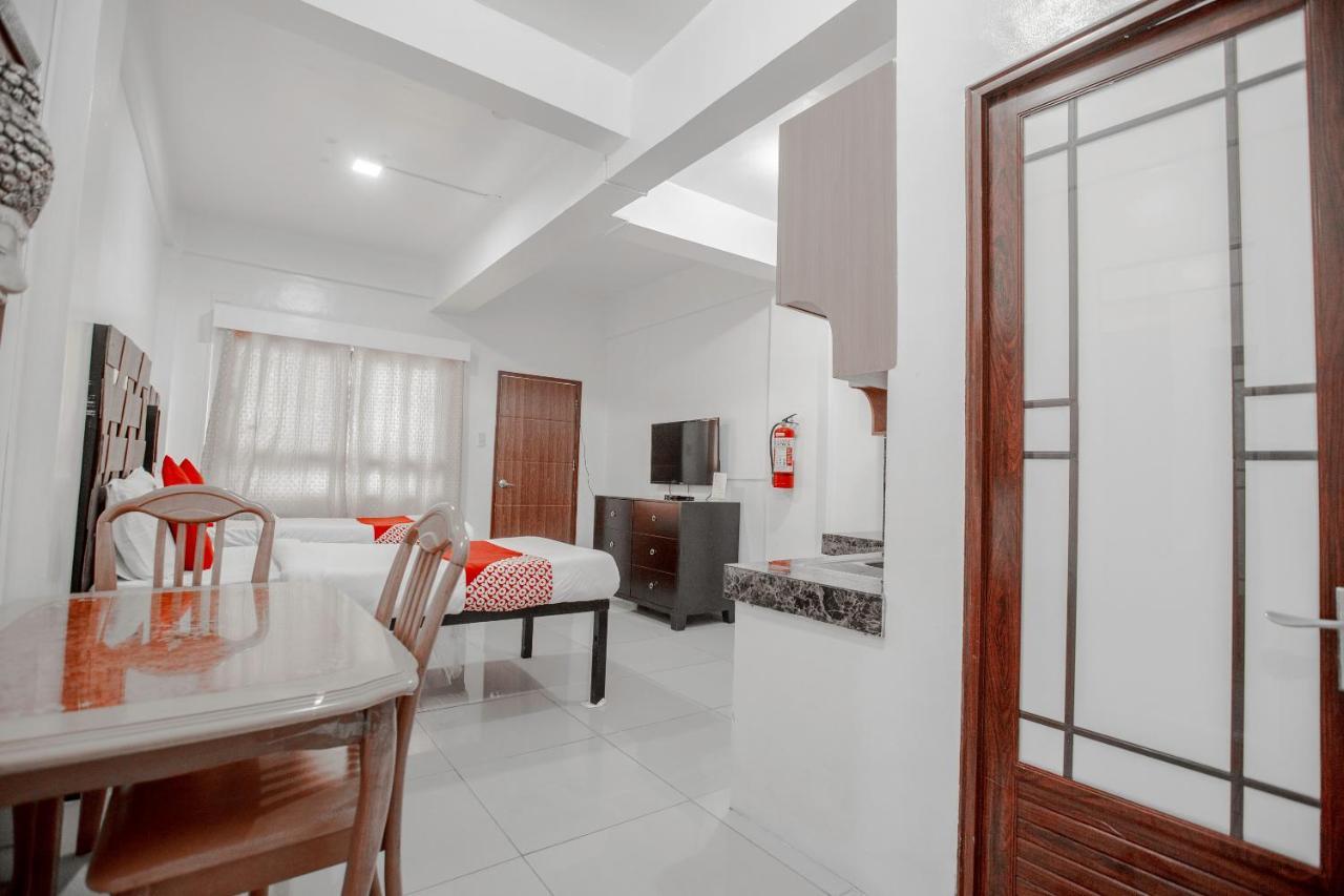 Super Oyo 134 The Bedstation Hotel Mandaluyong Buitenkant foto