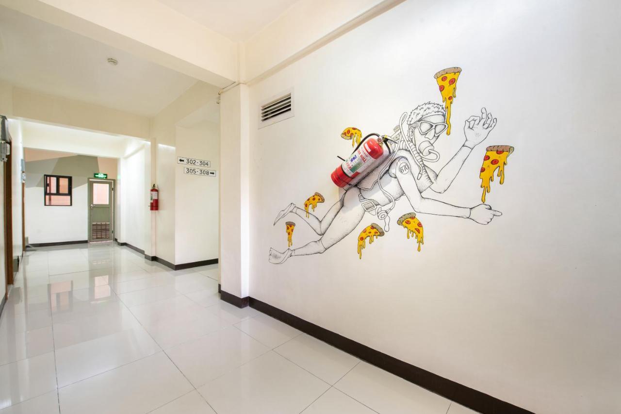 Super Oyo 134 The Bedstation Hotel Mandaluyong Buitenkant foto